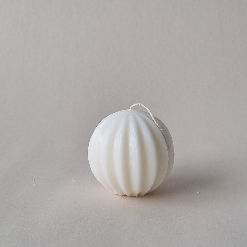 Fluted Ball Mold